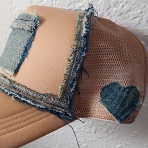 Trucker hat pretty with denim